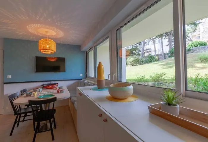 Un Duplex A La Mer * La Baule